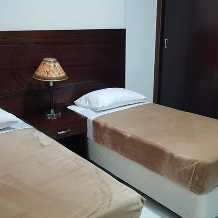 Ivory Hotel Apartments Абу-Даби Экстерьер фото