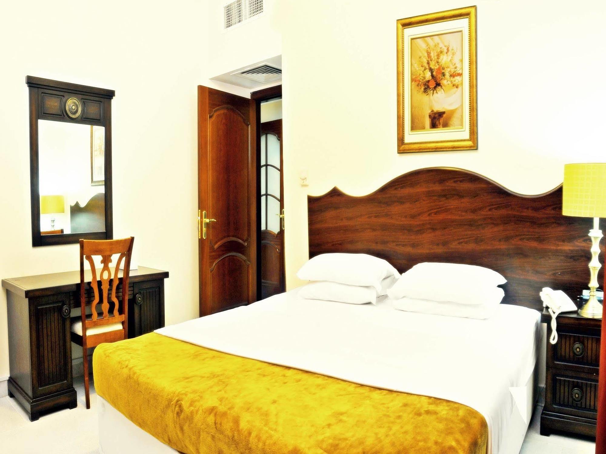 Ivory Hotel Apartments Абу-Даби Экстерьер фото