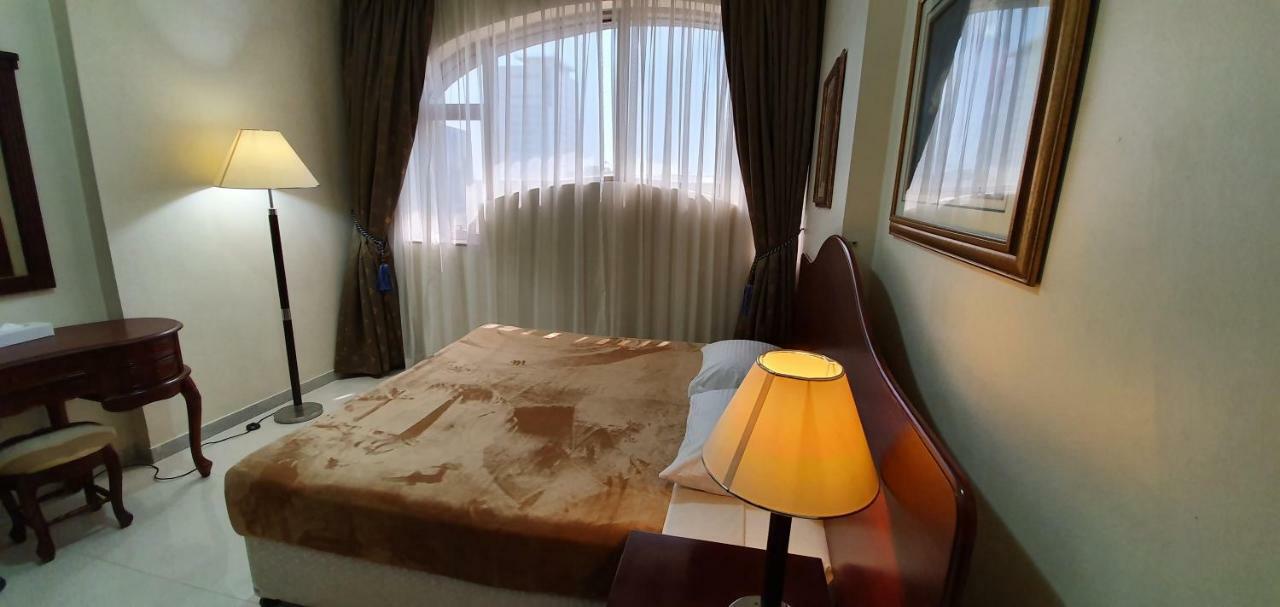 Ivory Hotel Apartments Абу-Даби Экстерьер фото