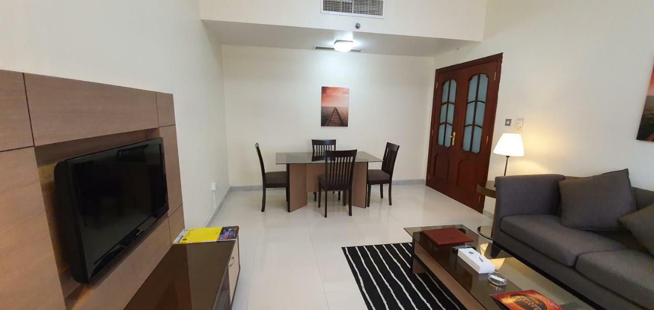 Ivory Hotel Apartments Абу-Даби Экстерьер фото