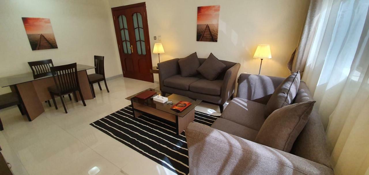 Ivory Hotel Apartments Абу-Даби Экстерьер фото