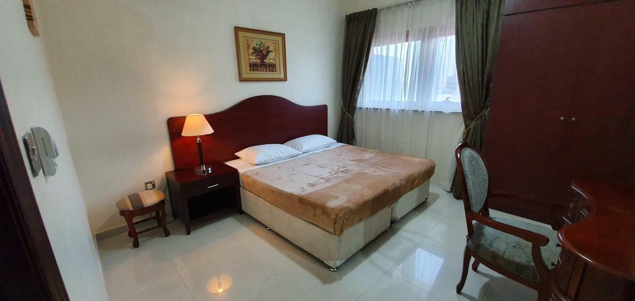 Ivory Hotel Apartments Абу-Даби Экстерьер фото