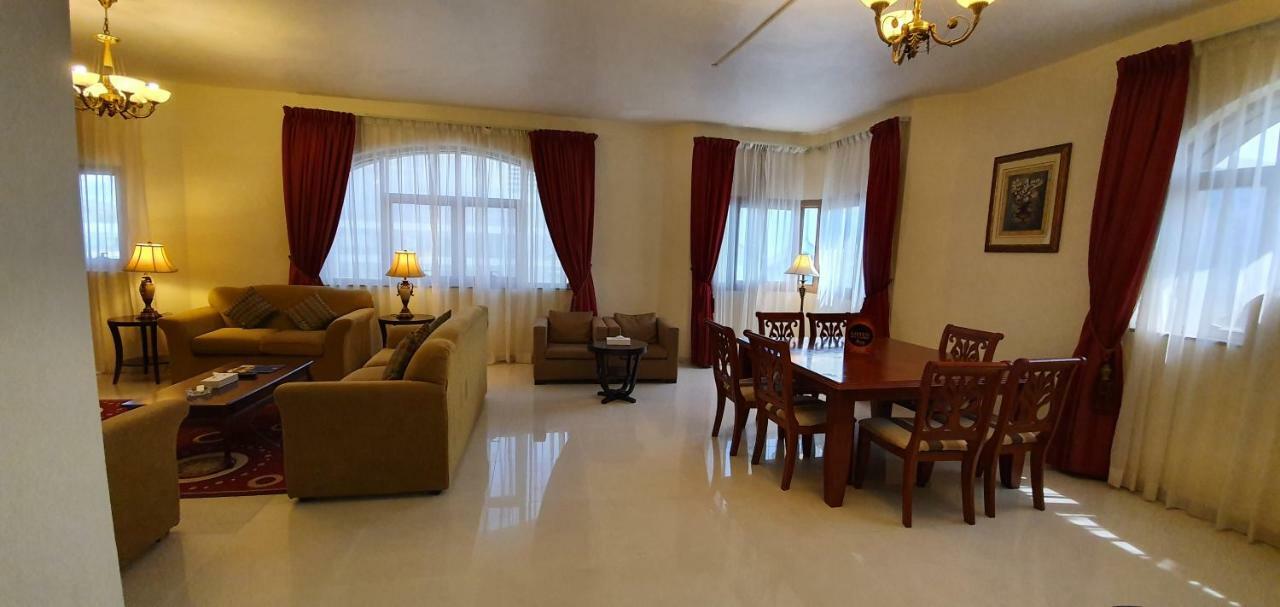 Ivory Hotel Apartments Абу-Даби Экстерьер фото